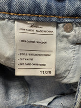 Load image into Gallery viewer, 11/29 Kancan Cut Off Denim Shorts
