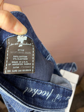 Load image into Gallery viewer, Size 29 7 For All Mankind A Pocket Bootcut Denim Jeans
