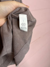 Load image into Gallery viewer, Large Aerie Oversized Tank Top
