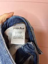 Load image into Gallery viewer, Size 28 Stitchfix Studio Blue Distressed Skinny Jeans
