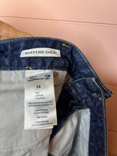 Load image into Gallery viewer, Size 14 Seven Plus Size Denim Weekend Shorts
