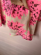 Load image into Gallery viewer, Large Freeway Hot Pink Floral Kimono
