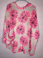 Load image into Gallery viewer, Large Freeway Hot Pink Floral Kimono
