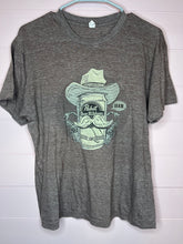 Load image into Gallery viewer, Large Pabst Blue Ribbon Western Beer Graphic T-Shirt
