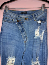 Load image into Gallery viewer, Size 9 Fashion Nova Ultra High Rise Long Don’t Get Crossed Over Slouch Fit Jeans
