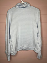 Load image into Gallery viewer, Large Nike Light Blue Therma Fit Top
