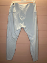 Load image into Gallery viewer, Large Nike Light Blue Leggings
