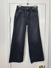 Load image into Gallery viewer, Size 14 Old Navy High Rise Baggy Wide Leg Black Denim Jeans
