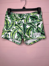 Load image into Gallery viewer, Small Fleo Tripical Print Shorts
