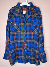 Load image into Gallery viewer, 3XL Wrangler Men’s Blue Pearl Snap Plus Size Flannel Long Sleeve Button Up Shirt
