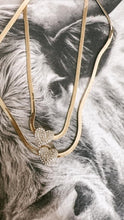 Load image into Gallery viewer, VALENTINE'S DAY GOLD HEART NECKLACE
