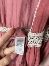 Load image into Gallery viewer, Small Entro Pink &amp; Cream Boho Lace Ruffle Vest
