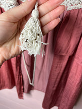 Load image into Gallery viewer, Small Entro Pink &amp; Cream Boho Lace Ruffle Vest

