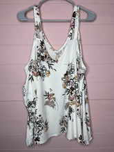 Load image into Gallery viewer, 3X Torrid White Floral Crepe Balloon Sleeve Cold Shoulder Plus Size Blouse
