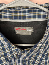Load image into Gallery viewer, XL Wrangler Outdoor Mens Plaid Thin Button Up Shirt
