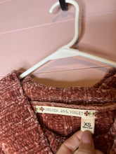 Load image into Gallery viewer, XS Chelsea And Violet Oversized Crop Sweater
