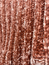 Load image into Gallery viewer, XS Chelsea And Violet Oversized Crop Sweater
