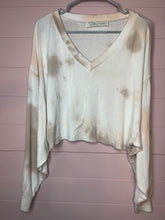 Load image into Gallery viewer, Small Vintage Havana V-Neck Long Sleeve Tie Dye Cropped Top
