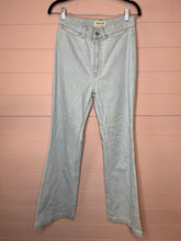 Load image into Gallery viewer, Size 27 Madewell 11" High-Rise Flare Jeans in Hanford Wash: Welt Pocket Edition
