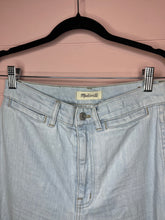 Load image into Gallery viewer, Size 27 Madewell 11" High-Rise Flare Jeans in Hanford Wash: Welt Pocket Edition
