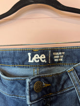 Load image into Gallery viewer, Size 16 Lee Regular Fit Boot Cut Mid Rise Plus Size Denim Jeans
