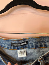 Load image into Gallery viewer, Size 7 Fashion Nova High Rise Denim Jeans
