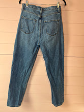 Load image into Gallery viewer, Size 7 Fashion Nova High Rise Denim Jeans
