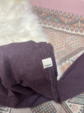 Load image into Gallery viewer, Medium Vuori DreamKnit Performance Joggers
