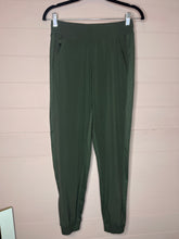 Load image into Gallery viewer, Size 0 Athleta Brooklyn Jogger Pants
