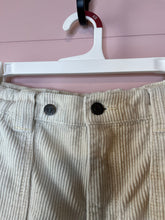 Load image into Gallery viewer, Medium Pacsun Elastic Waist Cargo Corduroy Pants

