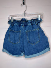 Load image into Gallery viewer, Small Vervet High Waisted Button Fly Denim Shorts
