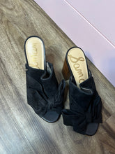 Load image into Gallery viewer, Size 7.5 Sam Edelman Black Leather Suede Bow Heeled Mules
