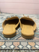 Load image into Gallery viewer, Size 8.5 Musshoe Pointy Tassle Slip On Mules
