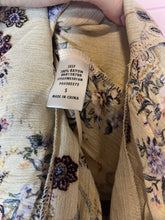 Load image into Gallery viewer, Small Mable NWT Sweet Nothing Frilly Boho Floral Print Shorts
