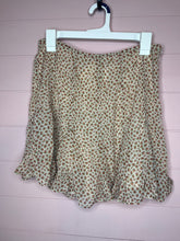 Load image into Gallery viewer, Large Dress Forum NWT Boho Floral Print Skirt With Built In Shorts
