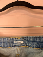 Load image into Gallery viewer, Size 16 Old Navy Plus Size Denim Cut Off Skirt

