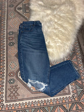 Load image into Gallery viewer, Size 14 American Eagle Comfort Stretch Waistband Distressed Denim Plus Size Mom Jeans
