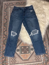 Load image into Gallery viewer, Size 14 American Eagle Comfort Stretch Waistband Distressed Denim Plus Size Mom Jeans
