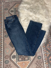 Load image into Gallery viewer, Size 28 Tecovas Straight High Rise Denim Jeans
