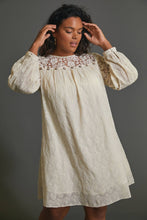 Load image into Gallery viewer, Medium NWT Anthropologie Verb Ivory Josephine Lace Tunic Dress
