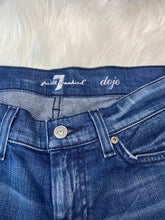 Load image into Gallery viewer, Size 26 7 FAM Dojo Denim Jeans
