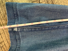 Load image into Gallery viewer, Size 26 7 FAM Dojo Denim Jeans

