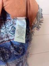 Load image into Gallery viewer, Small Umgee Orange Boho Floral Print Short Sleeve Top

