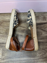 Load image into Gallery viewer, Size 10 Old Navy Leopard Print Espadrille Flat Sandals
