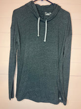 Load image into Gallery viewer, Large Under Armour Gray Long Sleeve Thin Hoodie
