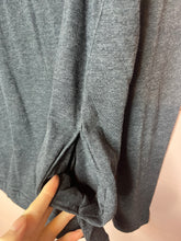 Load image into Gallery viewer, Large Under Armour Gray Long Sleeve Thin Hoodie
