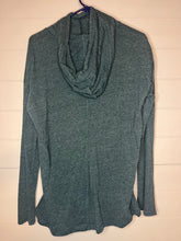 Load image into Gallery viewer, Large Under Armour Gray Long Sleeve Thin Hoodie
