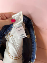 Load image into Gallery viewer, Size 26 Citizens Of Humanity Danielle Cut Off Short Premium Vintage Denim Jean Shorts
