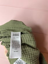 Load image into Gallery viewer, Medium Sincerely Jules Sage Green Cotton Gauze Pants
