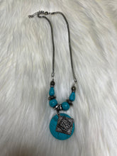 Load image into Gallery viewer, Silver &amp; Turquoise Western Necklace
